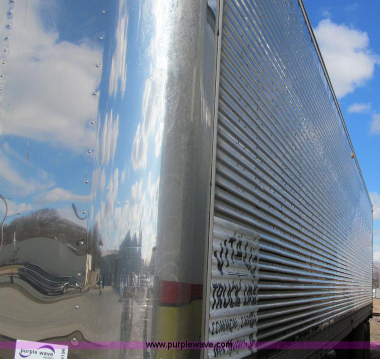 image for item A8196 1976 Great Dane 45' van trailer