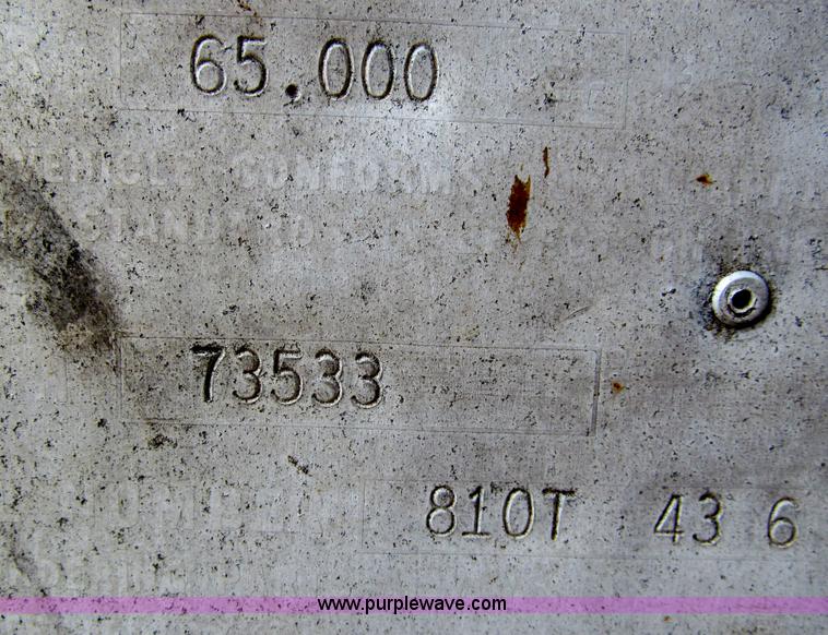 image for item A8196 1976 Great Dane 45' van trailer