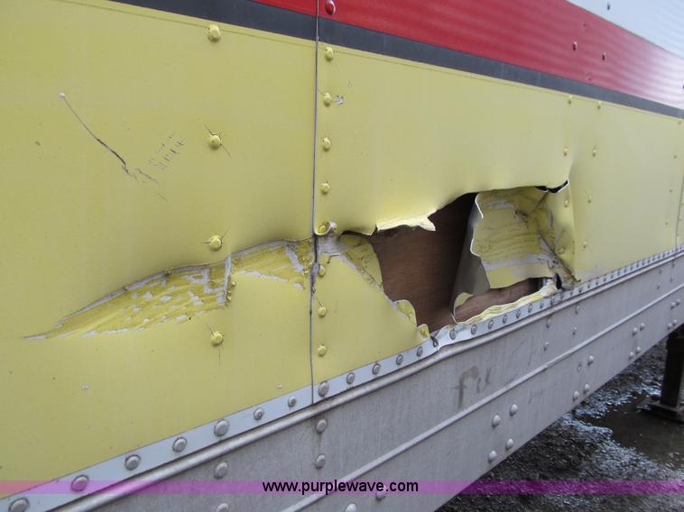 image for item A8197 1987 Fruehauf 48' van trailer