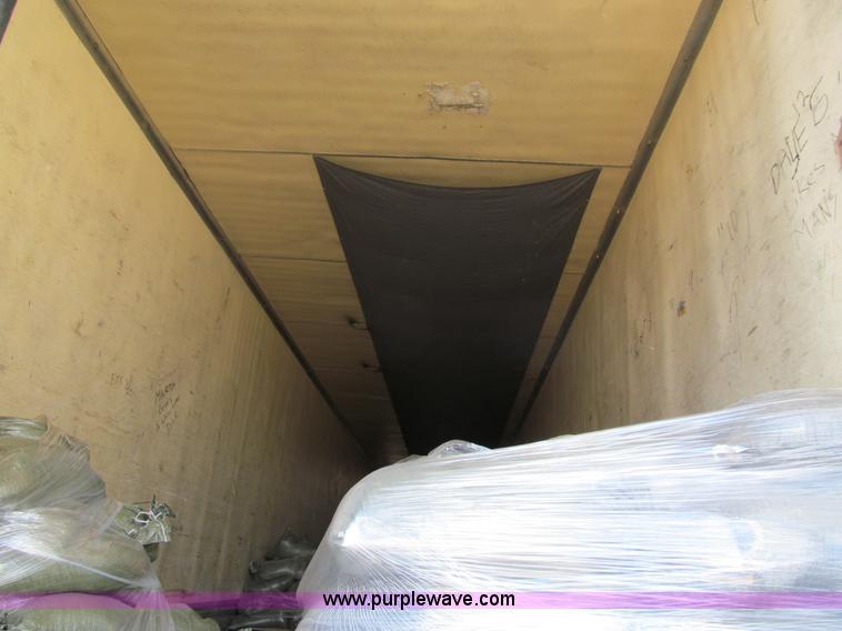 image for item A8198 1990 Utility 48' van trailer