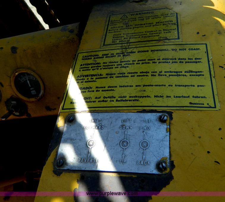 image for item B3549 Allis Chalmers FT 7024PS  forklift