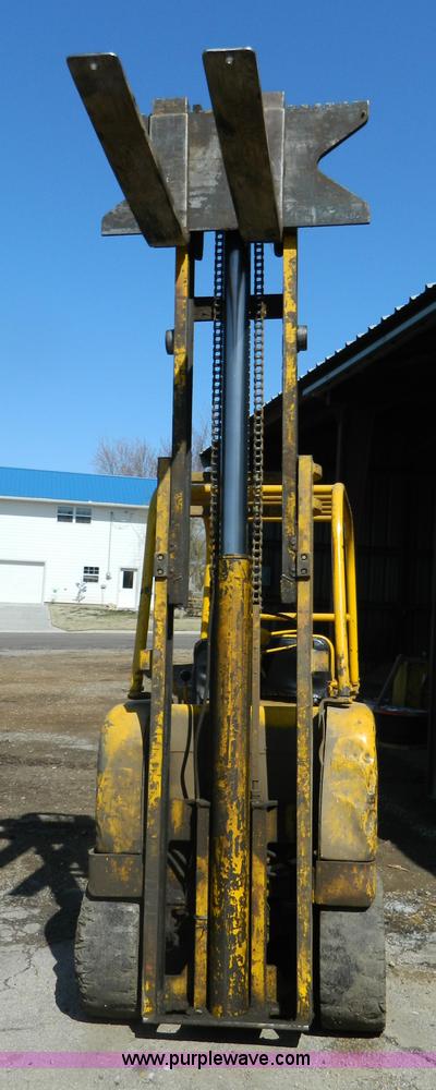 image for item B3549 Allis Chalmers FT 7024PS  forklift