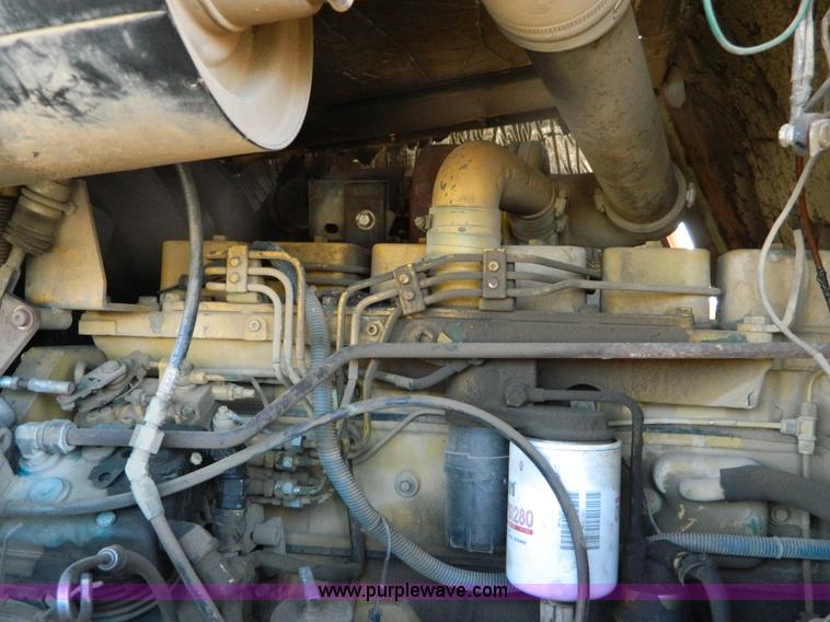 image for item B3553 Case 1085 Cruz-Air  excavator