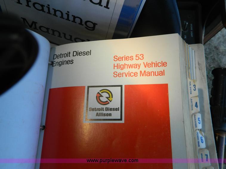 image for item B3553 Case 1085 Cruz-Air  excavator