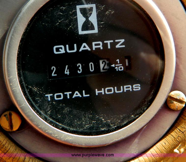 image for item B3553 Case 1085 Cruz-Air  excavator