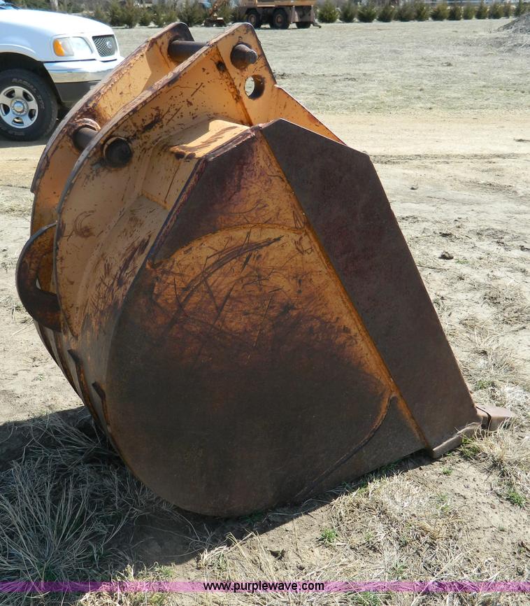 image for item B3553 Case 1085 Cruz-Air  excavator