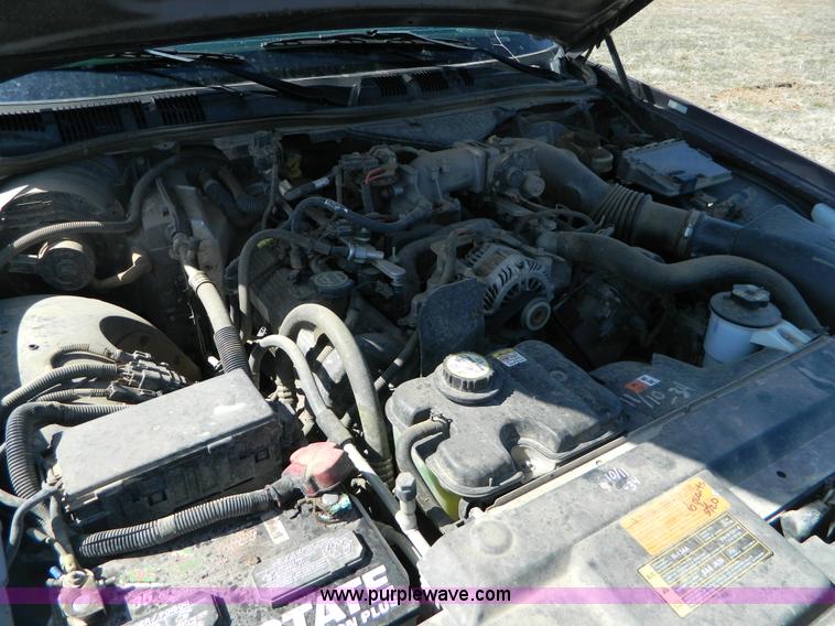 image for item B3555 2006 Ford Crown Victoria  Police Interceptor