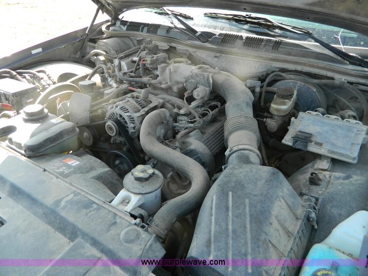 image for item B3555 2006 Ford Crown Victoria  Police Interceptor