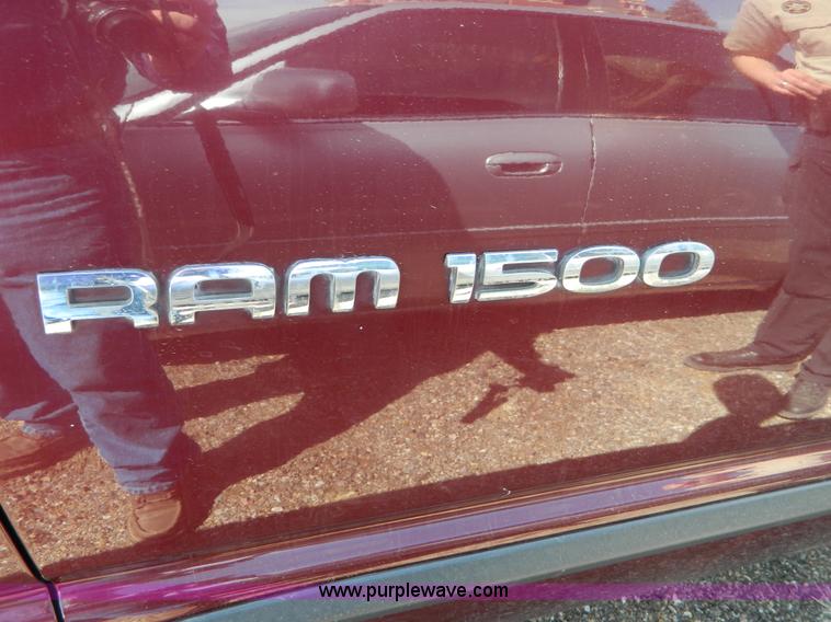 image for item B3572 2002 Dodge Ram 1500 quad cab pickup truck
