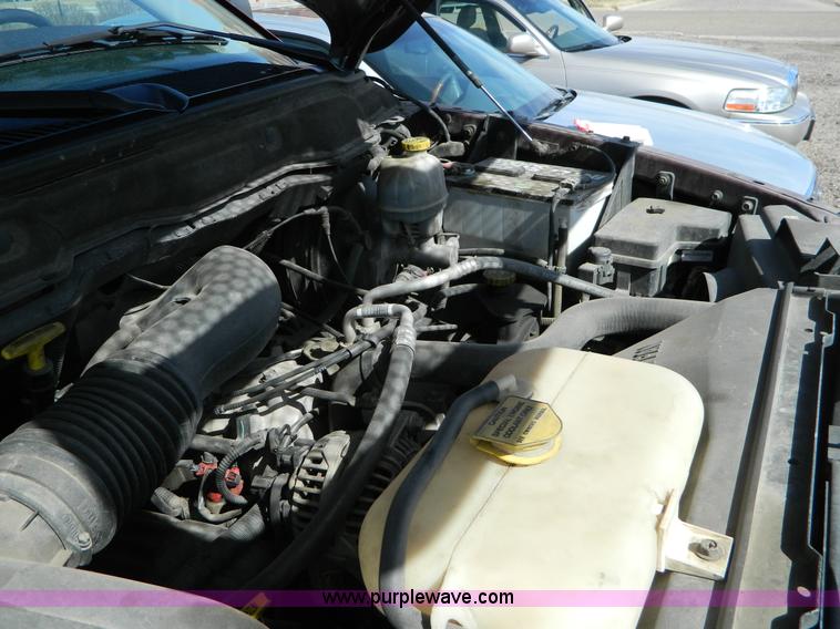 image for item B3572 2002 Dodge Ram 1500 quad cab pickup truck