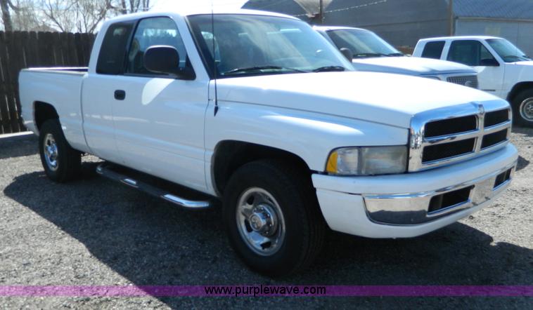 image for item B3577 1999 Dodge Ram 2500 quad cab pickup truck