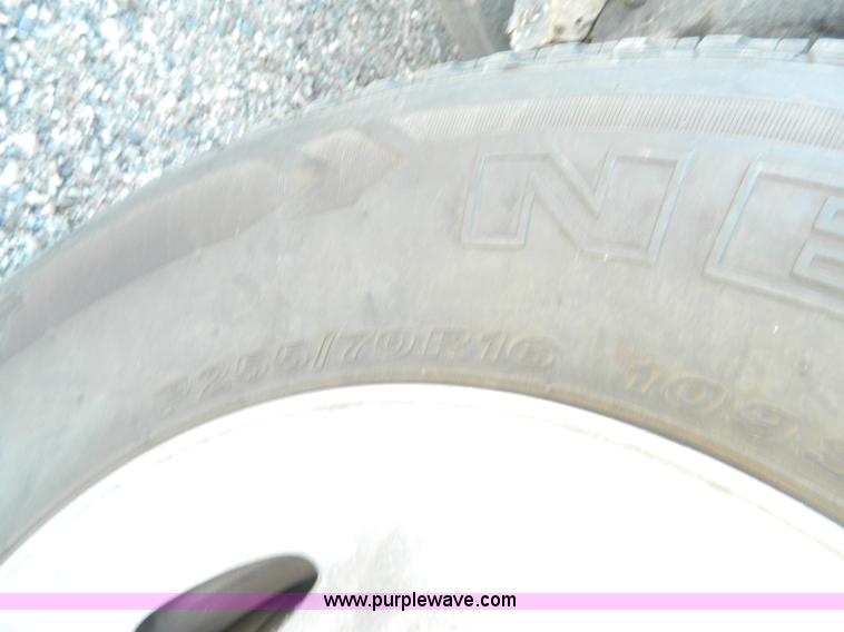 image for item B3577 1999 Dodge Ram 2500 quad cab pickup truck