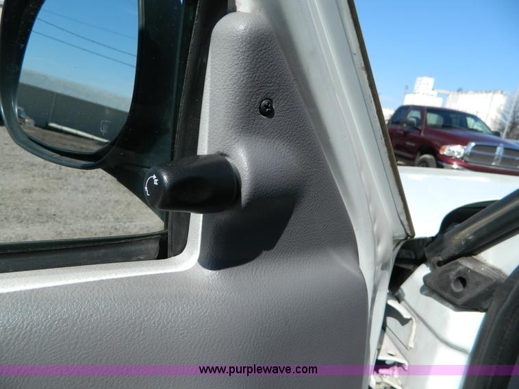 image for item B3577 1999 Dodge Ram 2500 quad cab pickup truck