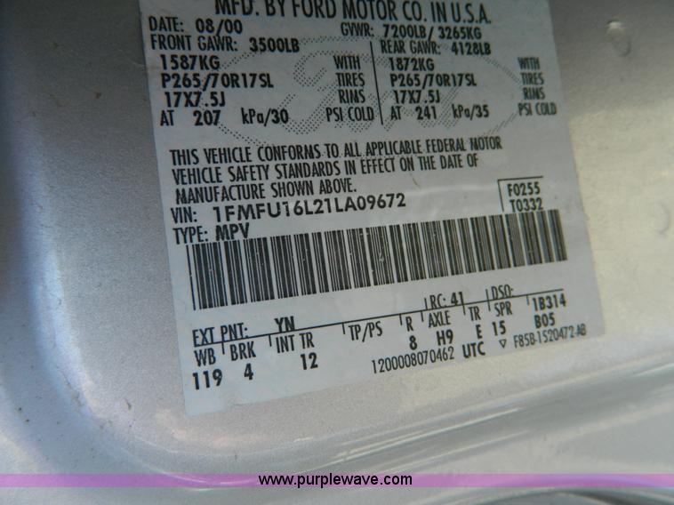 image for item B3578 2001 Ford Expedition XLT SUV