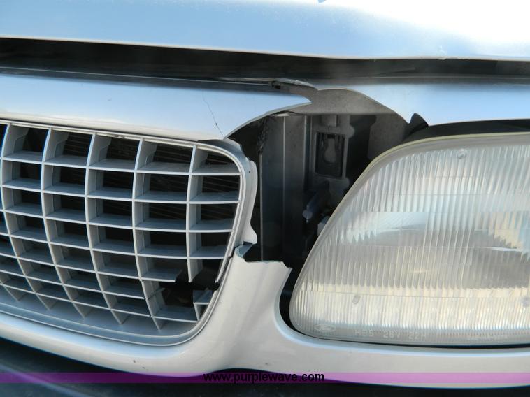 image for item B3578 2001 Ford Expedition XLT SUV