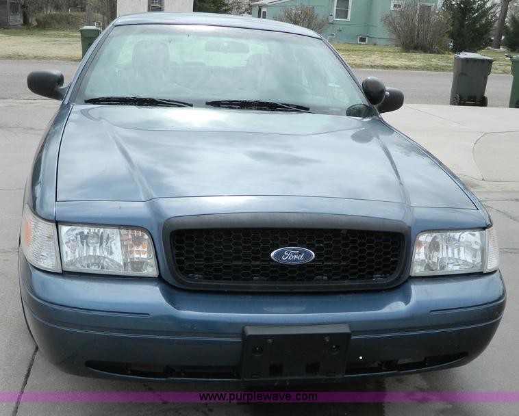 image for item B3595 2007 Ford Crown Victoria Police Interceptor