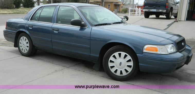 image for item B3595 2007 Ford Crown Victoria Police Interceptor