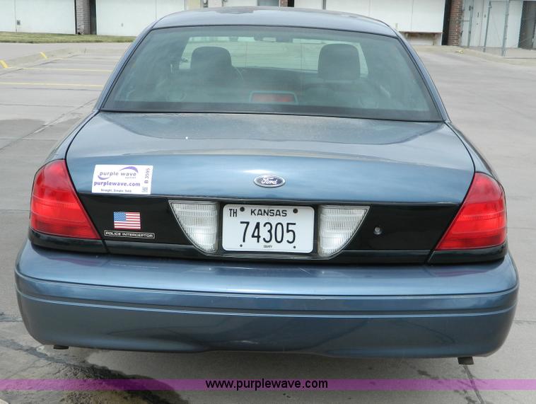 image for item B3595 2007 Ford Crown Victoria Police Interceptor
