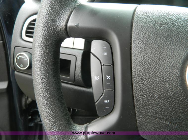 image for item B3596 2008 Chevrolet Tahoe LS SUV