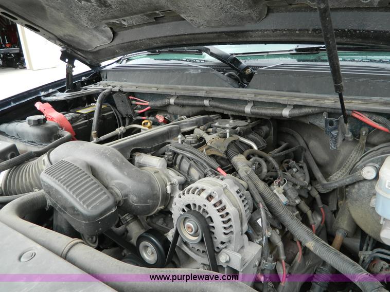 image for item B3596 2008 Chevrolet Tahoe LS SUV