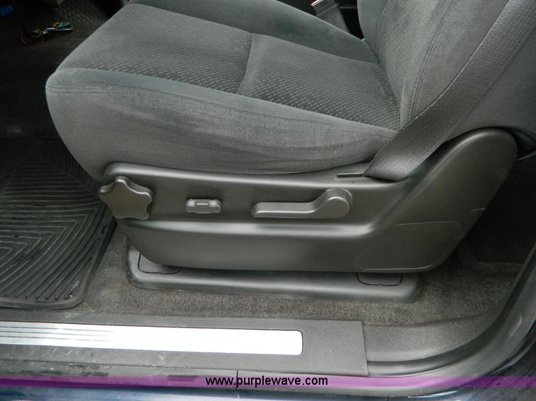 image for item B3596 2008 Chevrolet Tahoe LS SUV