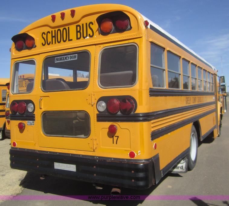 image for item B5706 1994 Ford Bluebird B700 school bus
