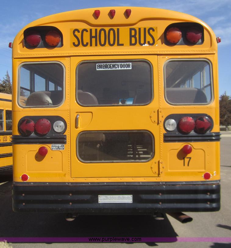 image for item B5706 1994 Ford Bluebird B700 school bus