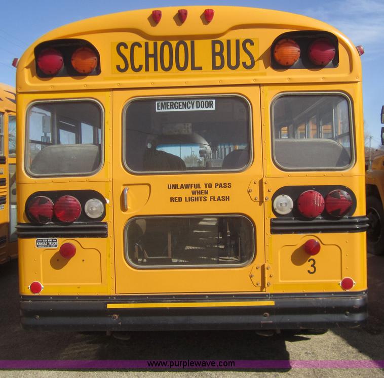 image for item B5707 1995 Chevrolet Bluebird G30 school bus