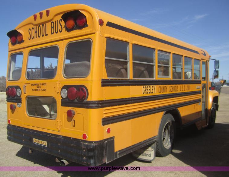 image for item B5708 1993 Ford Bluebird B700 school bus