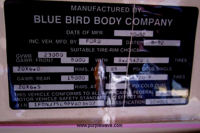 image for item B5708 1993 Ford Bluebird B700 school bus