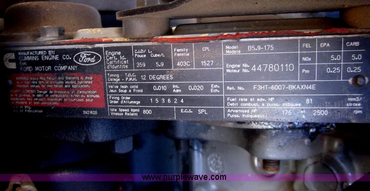 image for item B5709 1993 Ford Bluebird B700 school bus