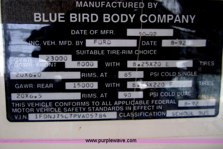 image for item B5709 1993 Ford Bluebird B700 school bus