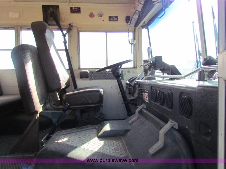 image for item B7191 1993 Blue Bird TC2000 school bus