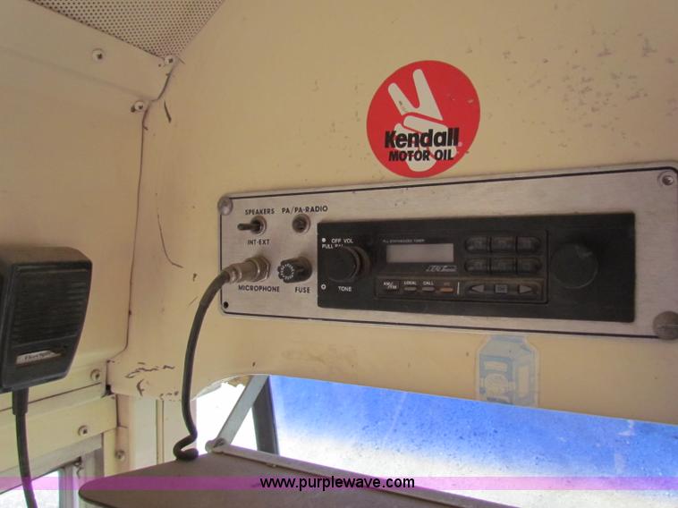 image for item B7191 1993 Blue Bird TC2000 school bus