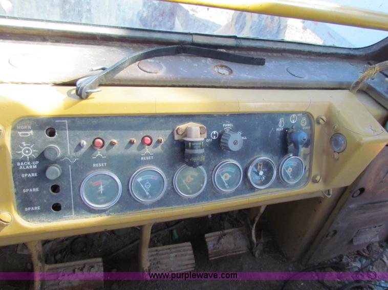 image for item B7195 1986 Caterpillar 955L track loader