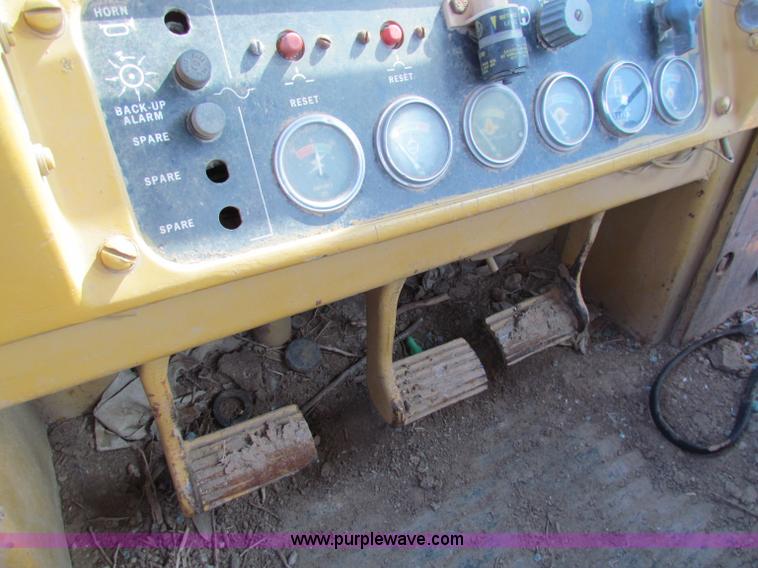 image for item B7195 1986 Caterpillar 955L track loader