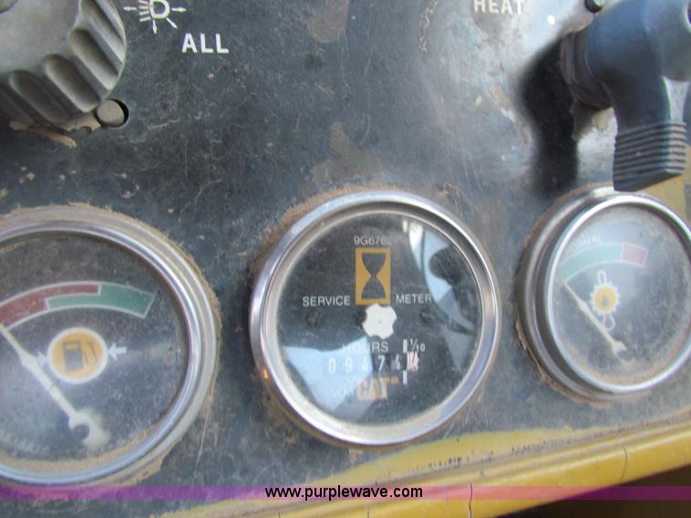 image for item B7195 1986 Caterpillar 955L track loader