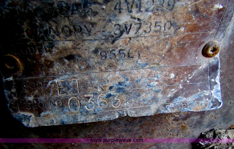 image for item B7195 1986 Caterpillar 955L track loader