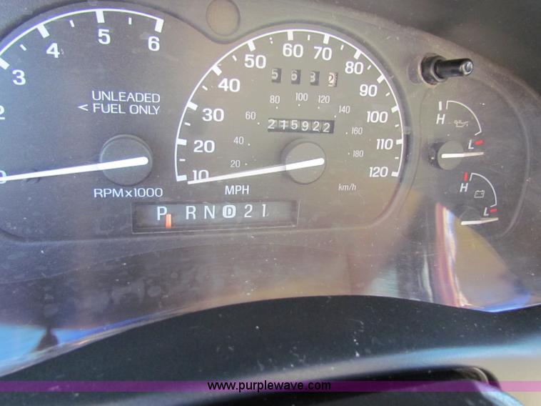 image for item B7196 1996 Ford Explorer XLT SUV