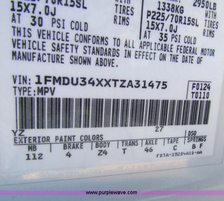 image for item B7196 1996 Ford Explorer XLT SUV