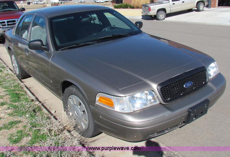 image for item B7198 2008 Ford Crown Victoria Police Interceptor