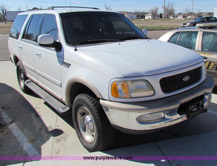image for item B7199 1998 Ford Expedition Eddie Bauer SUV