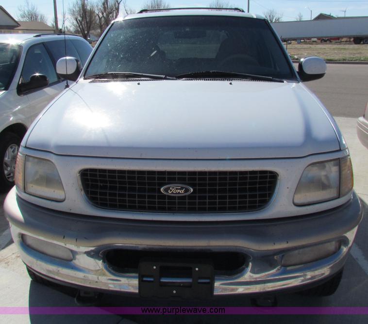 image for item B7199 1998 Ford Expedition Eddie Bauer SUV
