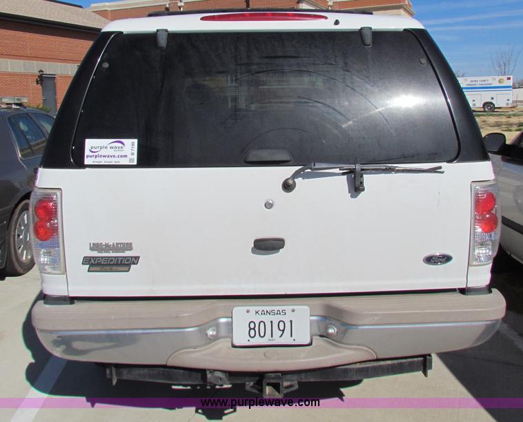 image for item B7199 1998 Ford Expedition Eddie Bauer SUV