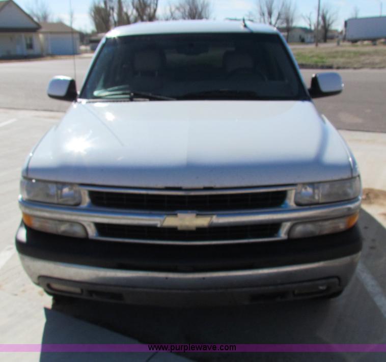image for item B7200 2006 Chevrolet Tahoe K1500 SUV