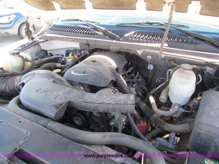 image for item B7200 2006 Chevrolet Tahoe K1500 SUV