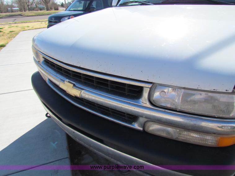 image for item B7200 2006 Chevrolet Tahoe K1500 SUV