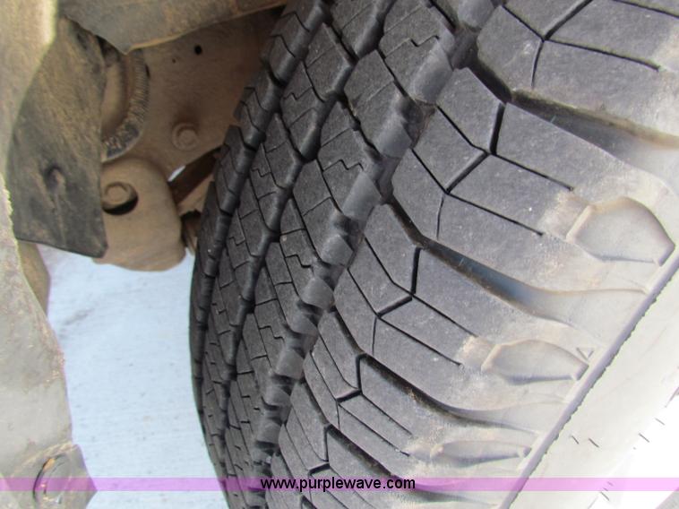 image for item B7200 2006 Chevrolet Tahoe K1500 SUV