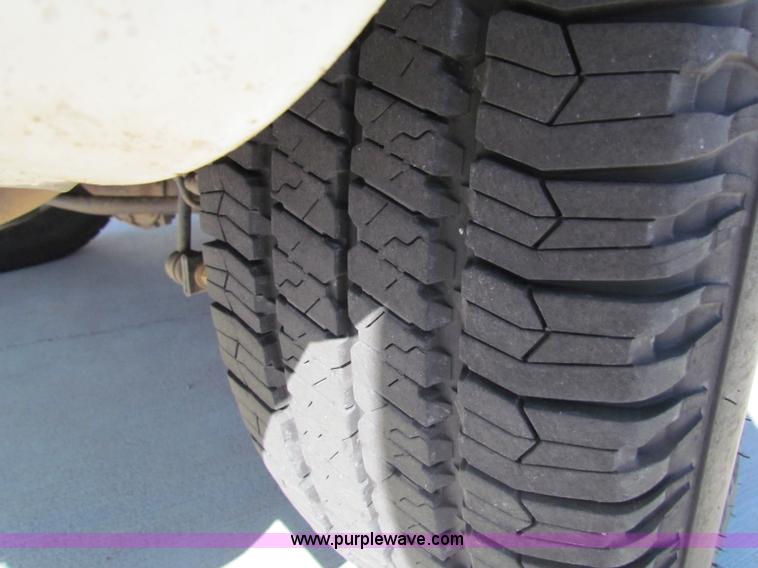 image for item B7200 2006 Chevrolet Tahoe K1500 SUV