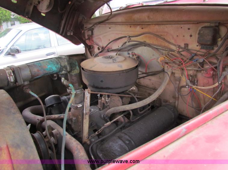 image for item B7205 1952 Ford F-7  Big Job fire truck